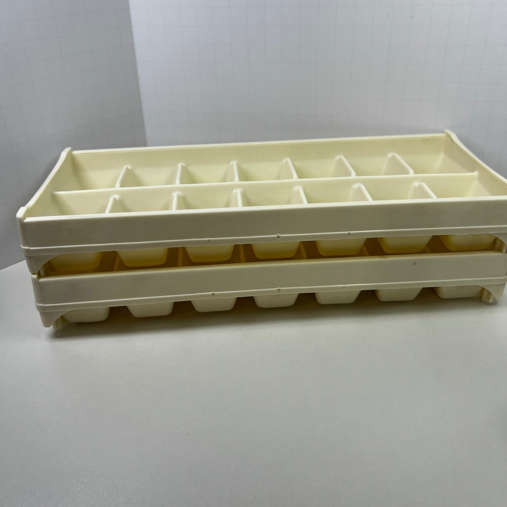 Vintage Hotpoint Easy Release Ice Cube Trays Stackable Off White Set of 2